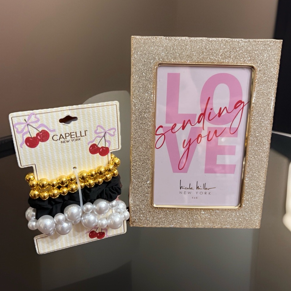 Nicole Miller Gold Glitter Picture Frame